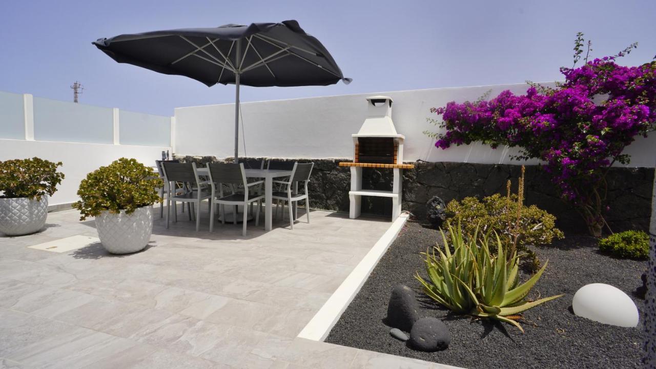 Villa Patricia Playa Blanca Esterno foto